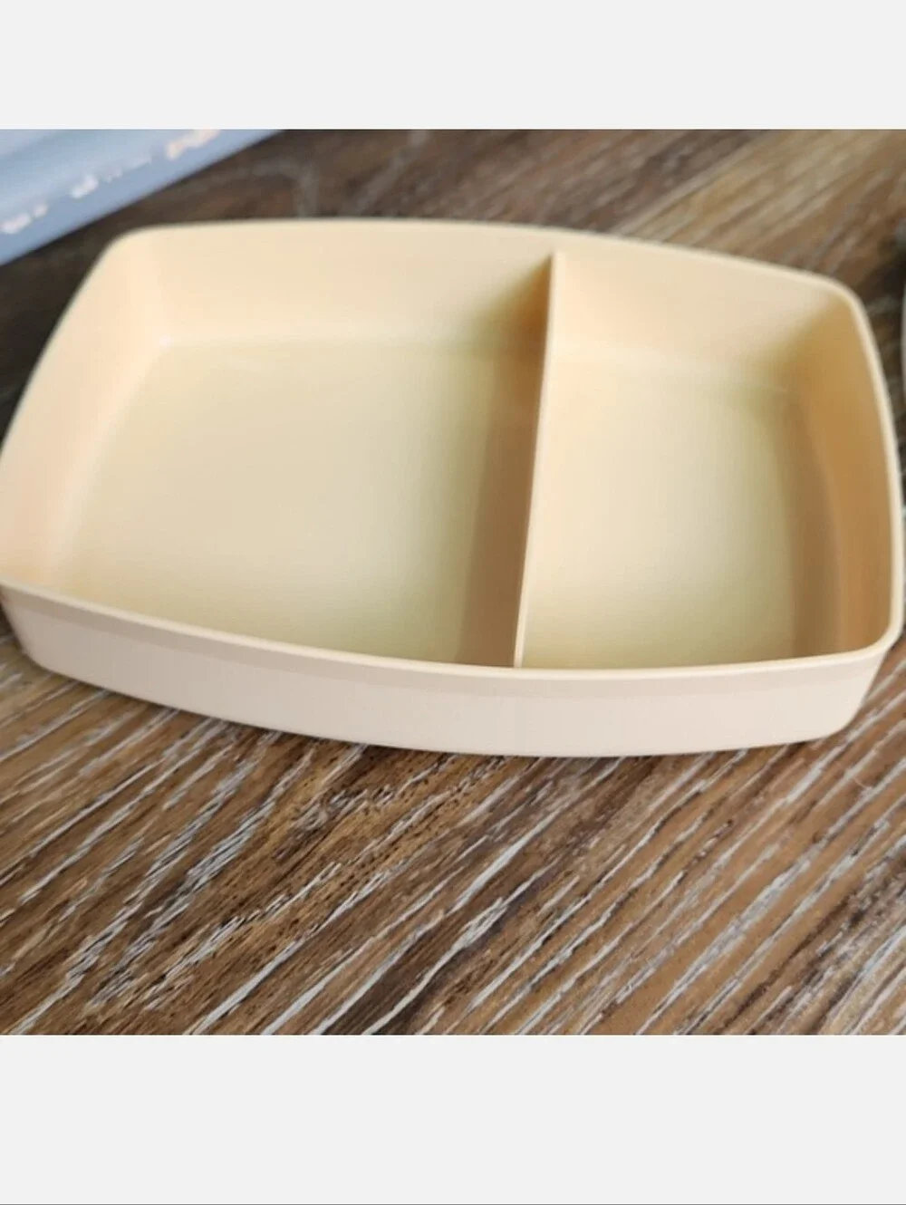 Vintage Tupperware Slim Deli Divided Lunch Container Sand Tan Muted Yellow